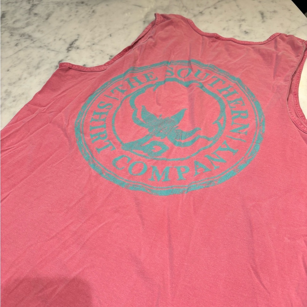 SOUTHERN SHIRT COMPANY Women’s Logo Salmon Tank size M GUC